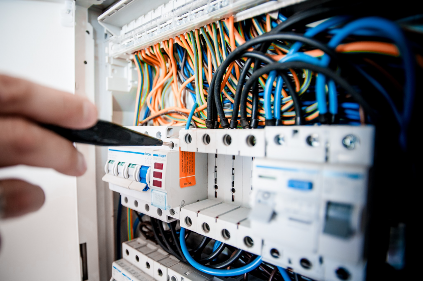 MH Electric MH Electric